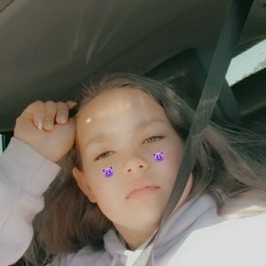 Meet your Posher, Zoe